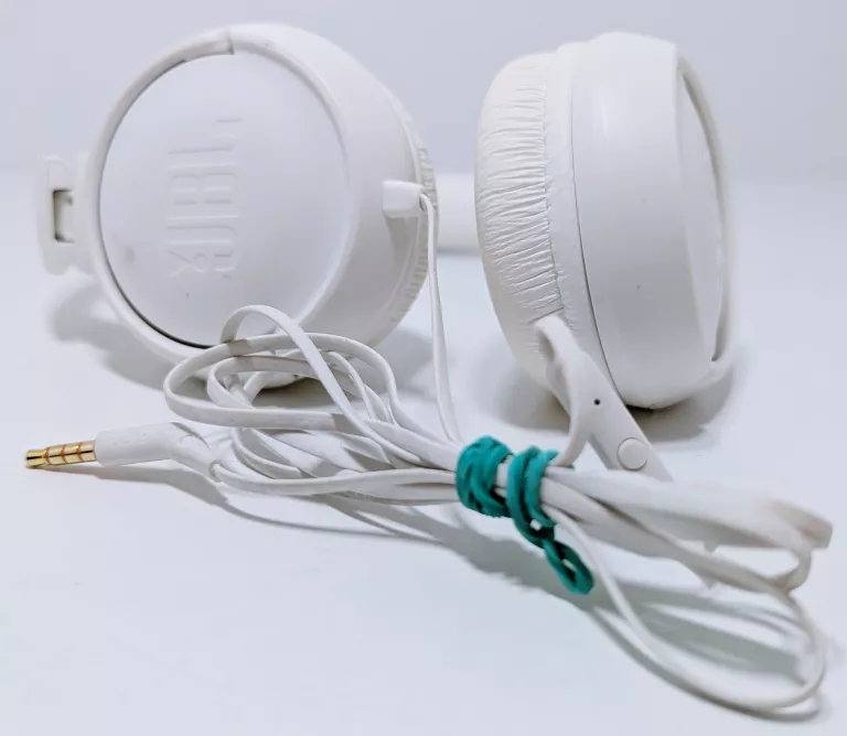 SŁUCHAWKI NAUSZNE PRZEWODOWE JBL TUNE 500