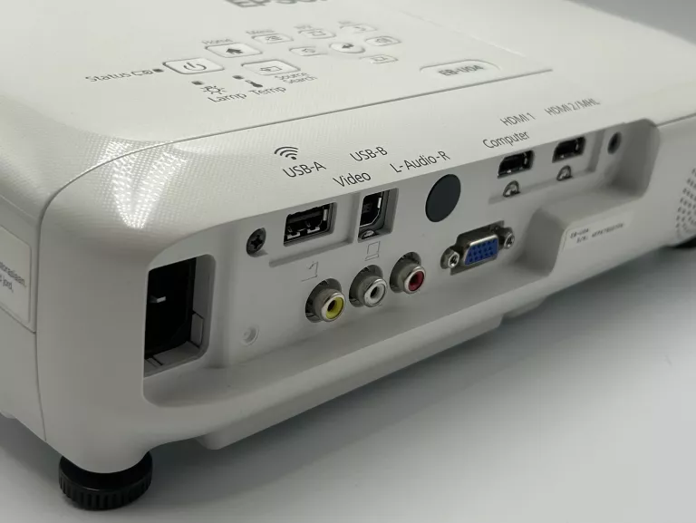 PROJEKTOR 3LCD EPSON EB-U04 H763B FULL HD OBIEKTYW OPTYCZNY BIAŁY