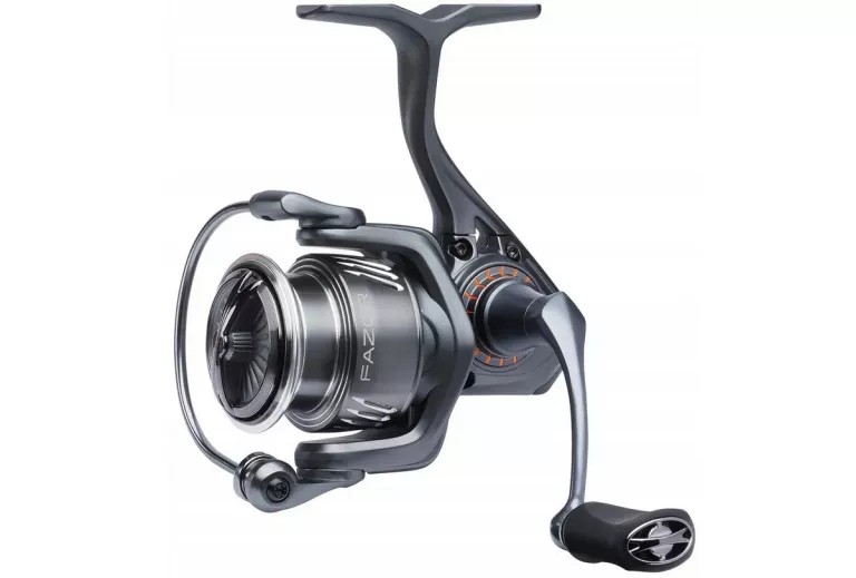 SAVAGE GEAR KOŁOWROTEK SPINNINGOWY FAZOR 4000 FD 5+1BB JAK NOWY !!