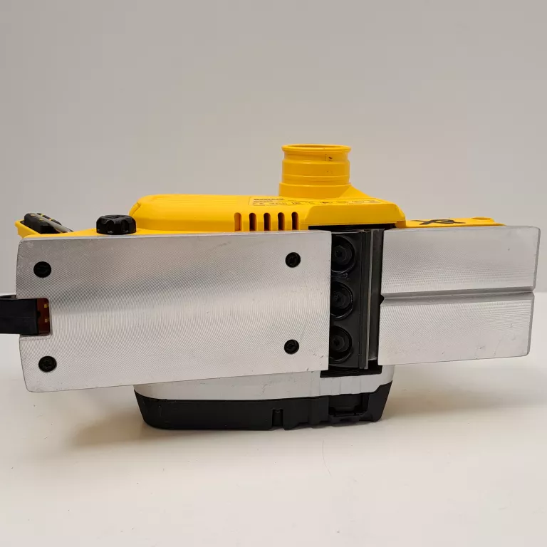 STRUG AKUMULATOROWY DEWALT DCP580