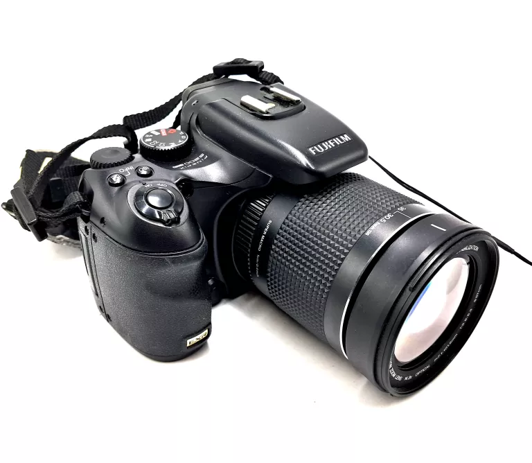 APARAT FUJIFILM FINEPIX S200 EXR