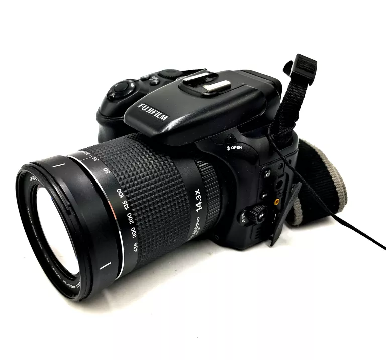 APARAT FUJIFILM FINEPIX S200 EXR