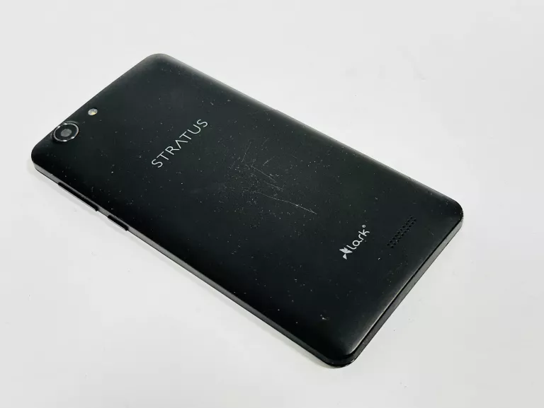 TELEFON LARK STRATUS 5 LTE 8GB