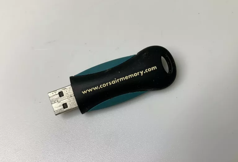 PENDRIVE FLASH VOYAGER 8GB