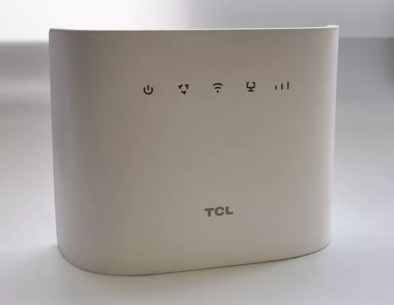 ROUTER TCL LINKHUB HH132VM