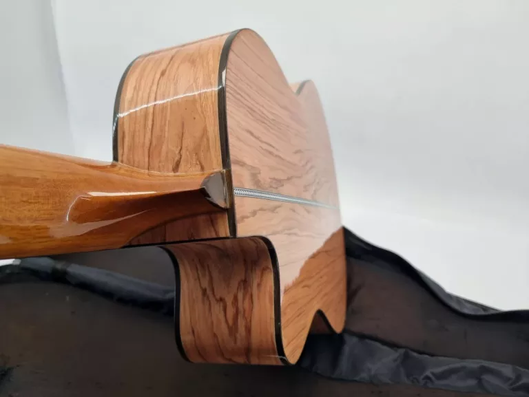 GITARA KLASYCZNA VALENCIA GV-966C