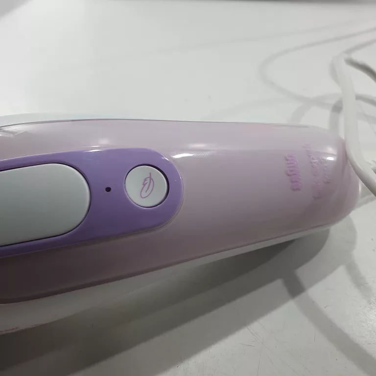 DEPILATOR LASEROWY ŚWIETLNY BRAUN SILK-EXPERT PRO 3 SKIN EPIL