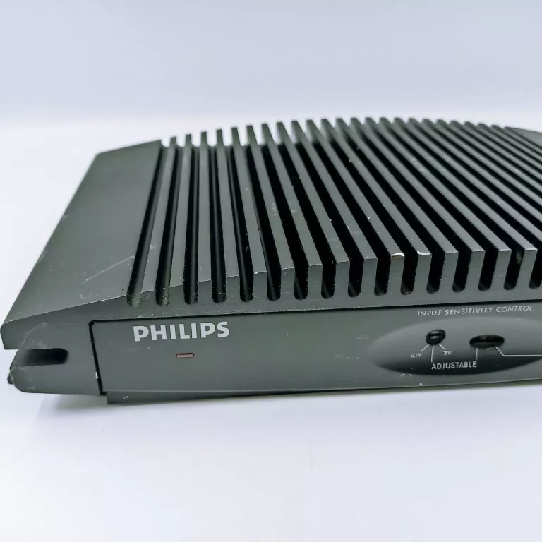 WZMACNIACZ SAMOCHODOWY PHILIPS  DAP 300