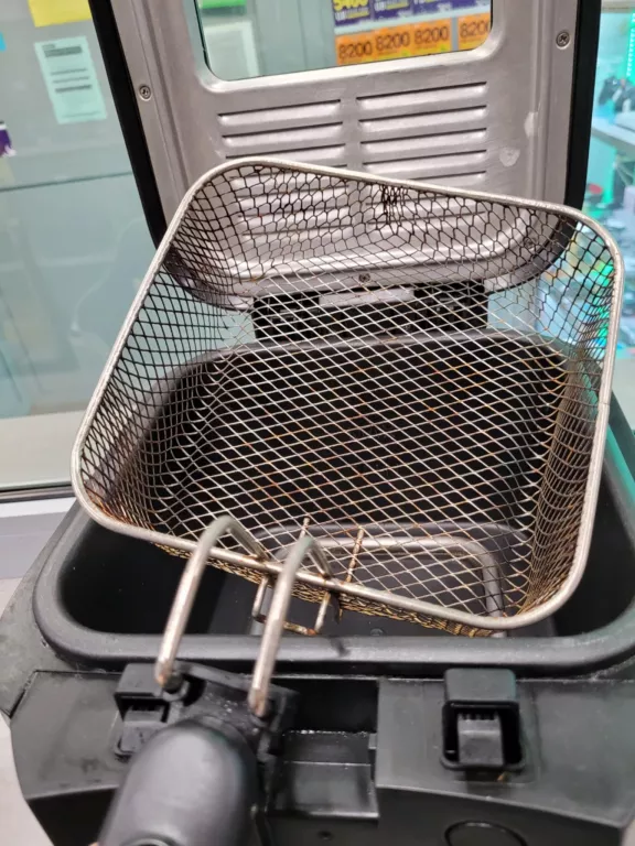 FRYTKOWNICA TRADYCYJNA CLATRONIC FR 3649 1600 W