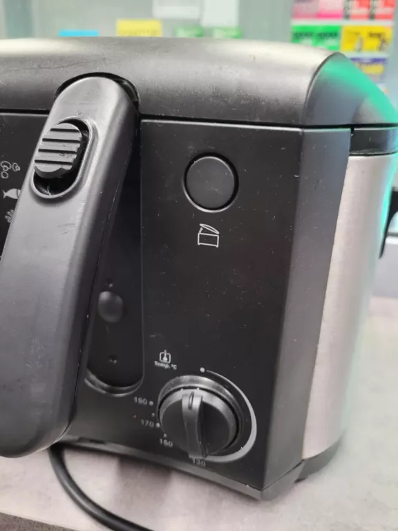 FRYTKOWNICA TRADYCYJNA CLATRONIC FR 3649 1600 W