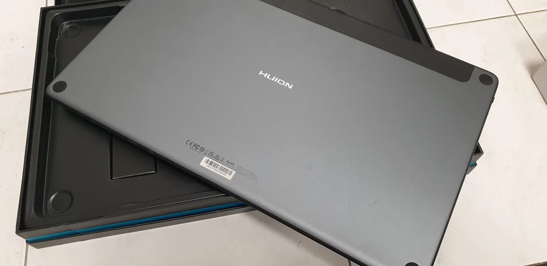 tablet-graficzny-inspiroy-gianopudelko-kod-producenta-g930l