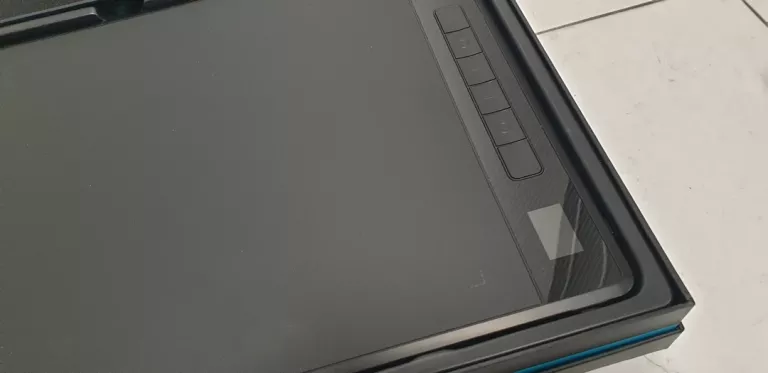 TABLET GRAFICZNY INSPIROY GIANO+PUDEŁKO