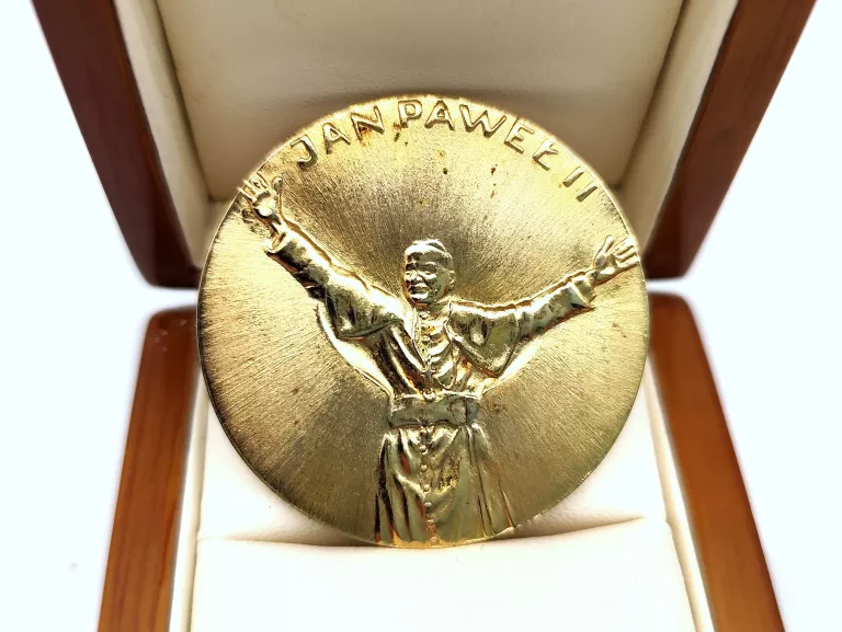 MEDAL PAMIĄTKOWY JAN PAWEŁ II