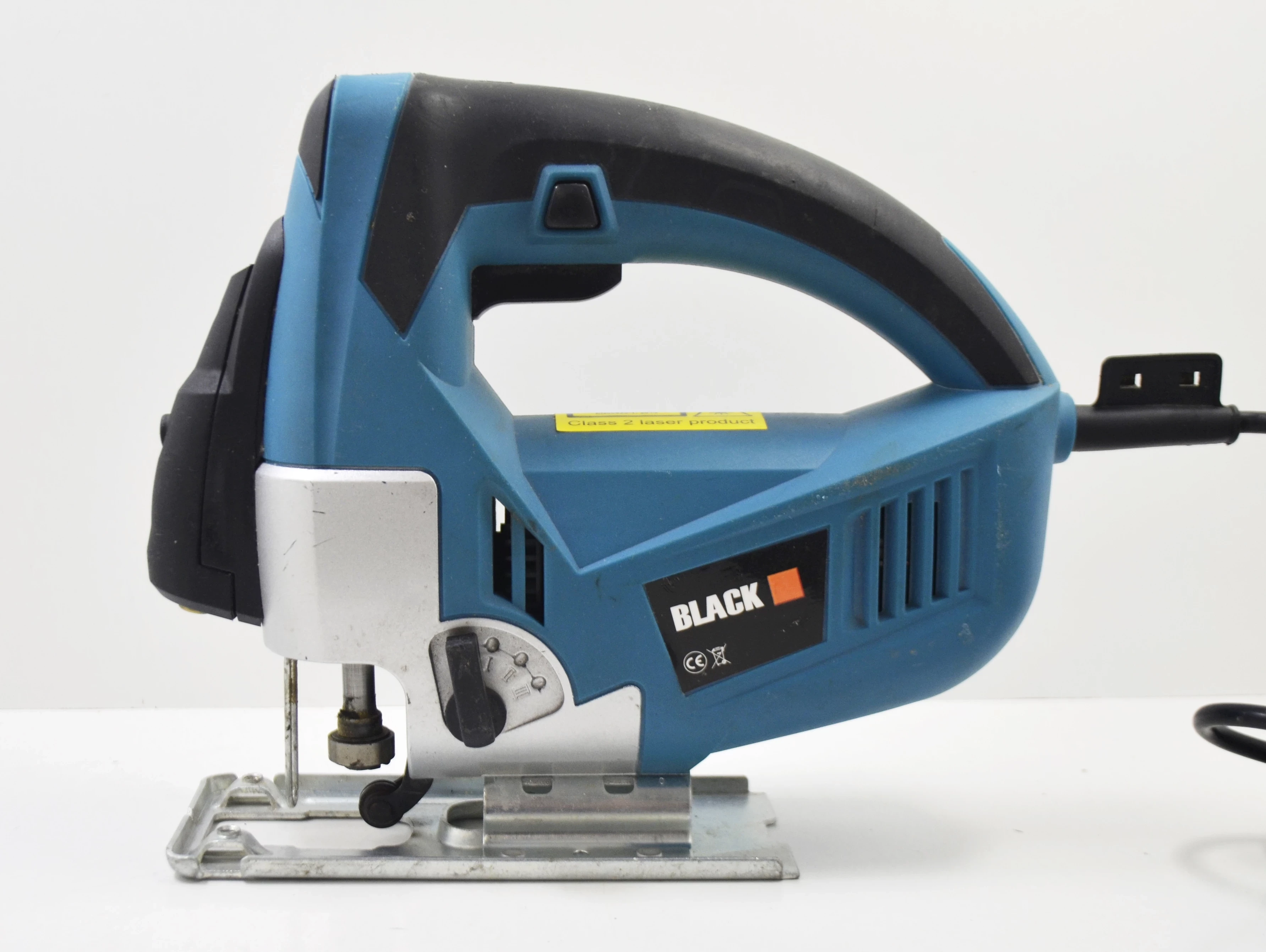 wyrzynarka-black-1400w-stan-11323-2