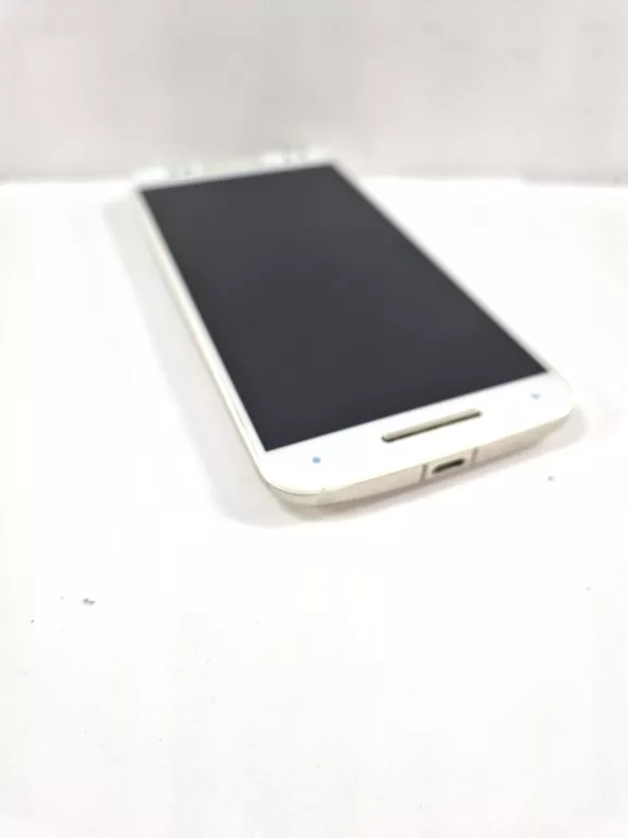 SMARTFON MOTOROLA MOTO X STYLE 3 GB / 32 GB 4G (LTE) BIAŁY