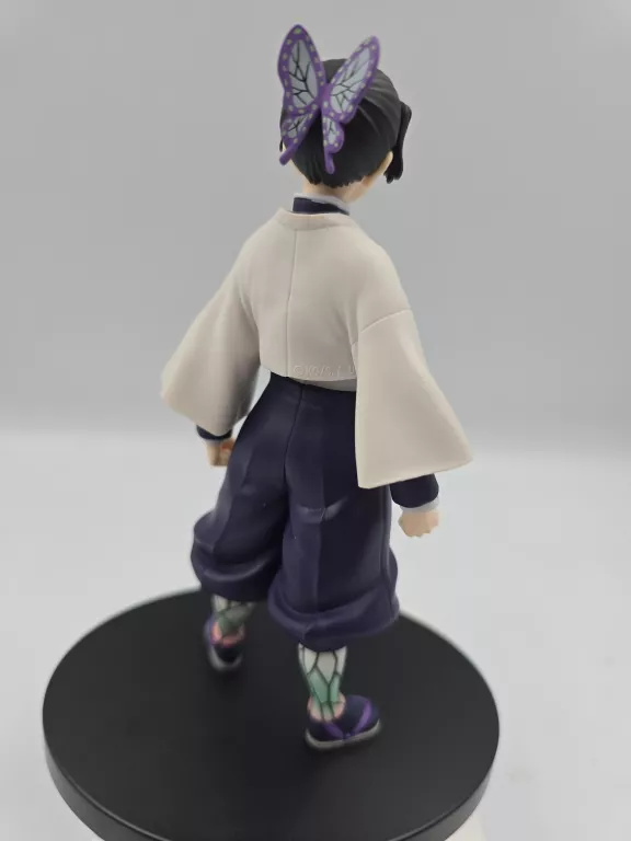 FIGURKA DEMON SLAYER: KIMETSU NO YAIBA SHINOBU KOCHO 14 CM