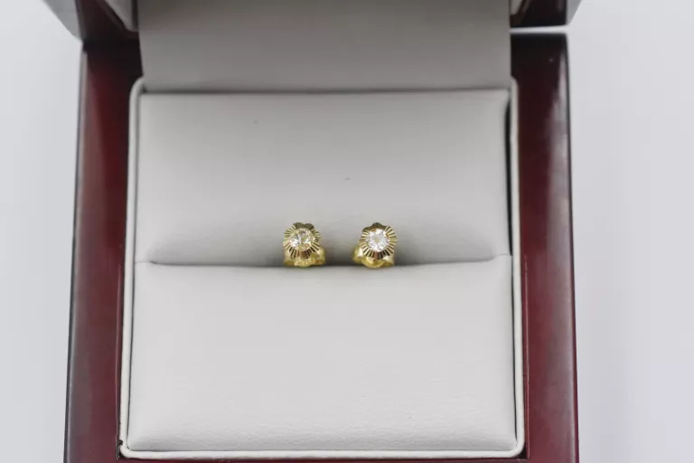 ZŁOTE KOLCZYKI Z CYRKONIAMI - 14K 585 - 0,64G SZTYFT