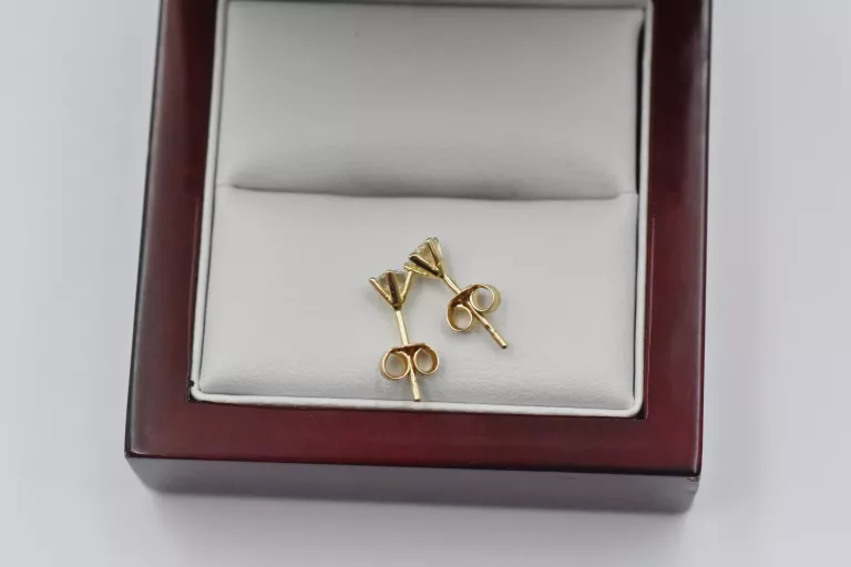 ZŁOTE KOLCZYKI Z CYRKONIAMI - 14K 585 - 0,93G SZTYFT