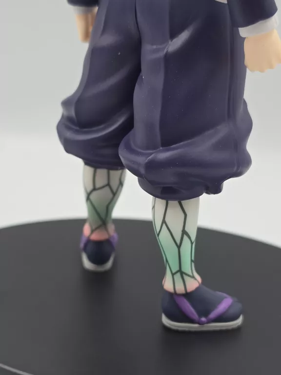 FIGURKA DEMON SLAYER: KIMETSU NO YAIBA SHINOBU KOCHO 14 CM