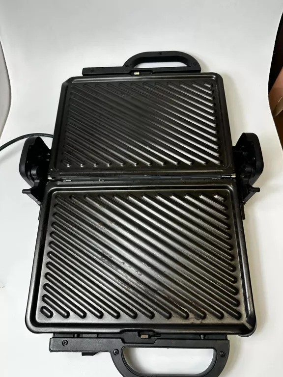 GRILL ELEKTRYCZNY SILVERCREST SKG 1700 B3