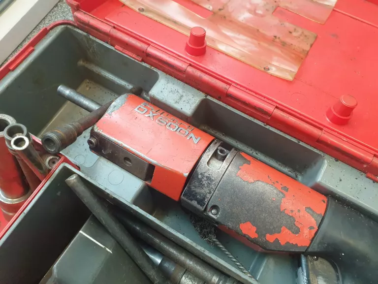GWOŹDZIARKA OSADZAK HILTI DX600N