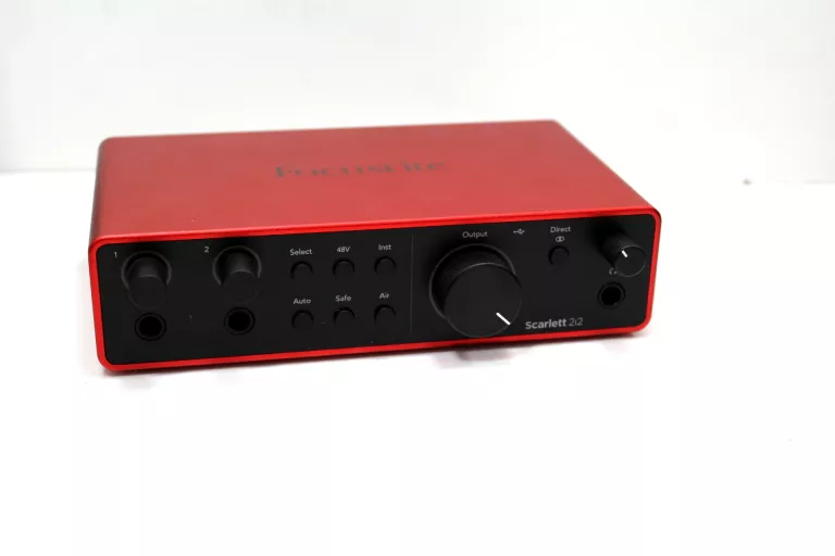 INTERFEJS FOCUSRITE SCARLETT 2I2 4TH GEN