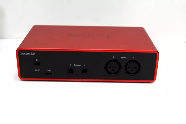 INTERFEJS FOCUSRITE SCARLETT 2I2 4TH GEN