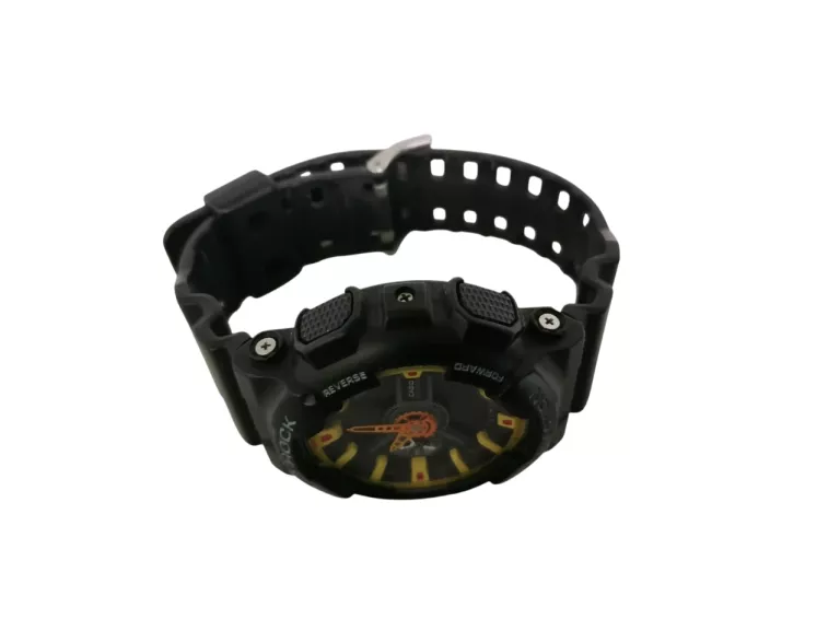 ZEGAREK CASIO G-SHOCK GA-110BY-1A WR200M