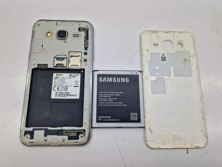 TELEFON SAMSUNG GALAXY J