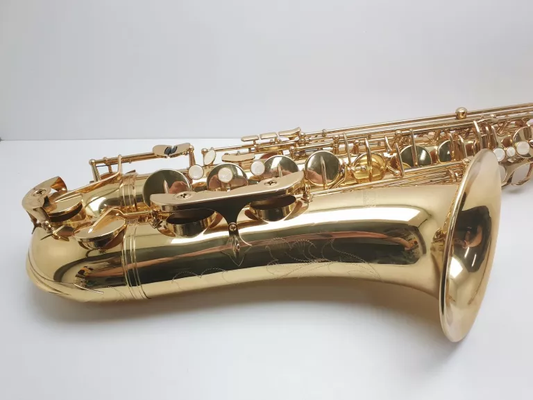 SAKSOFON TENOROWY ROY BENSON TS-302