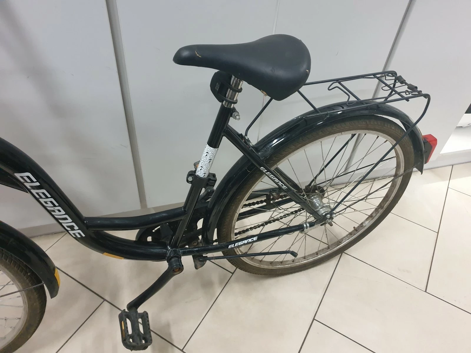 rower-miejski-damski-elegance-czarny-rozmiar-ramy-129290-1768608