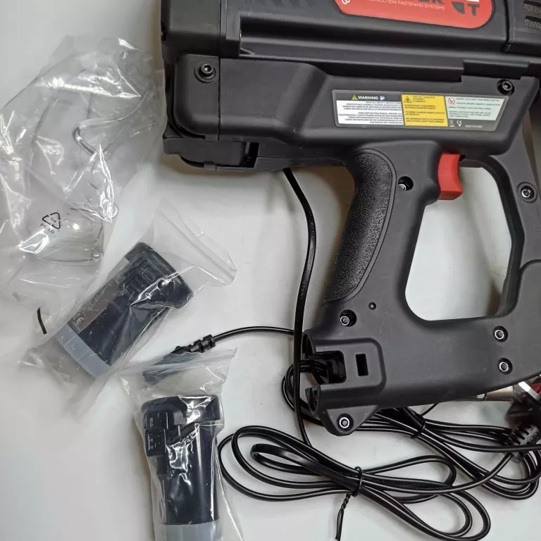 osadzak-gazowy-trutek-tgtc38-w-walizce-napiecie-v-128551-1