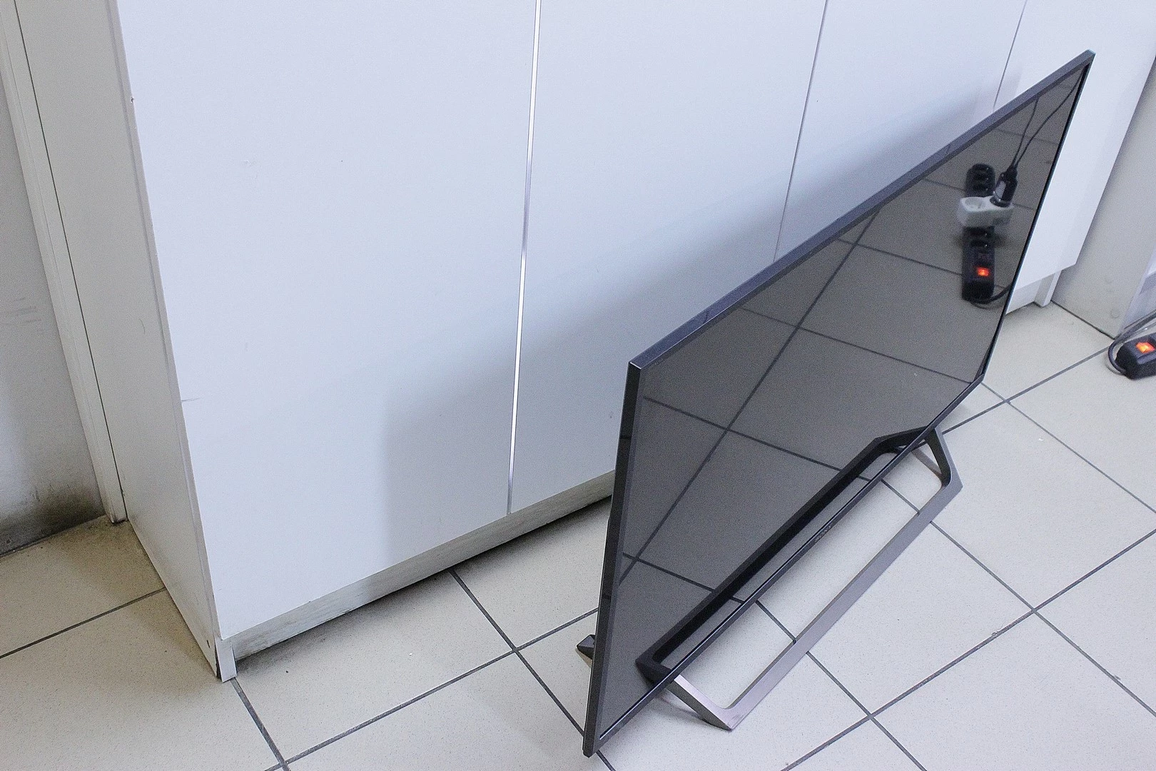 tv-sony-bravia-40we660-przekatna-ekranu-cale-4000