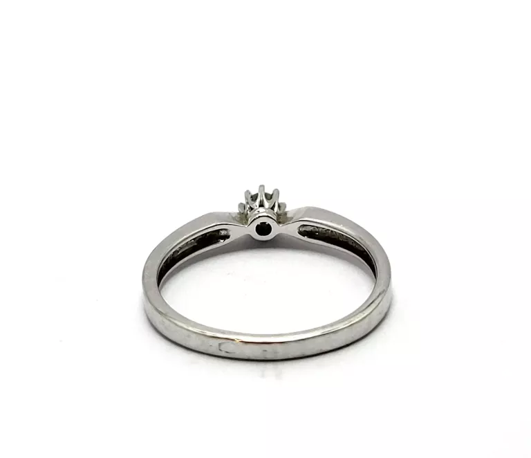 pierscionek-z-brylantem-585-217g-r14-rodzaj-2205-2