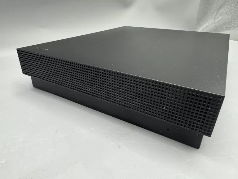KONSOLA  KONSOLA XBOX ONE X 1787/PAD/GRA