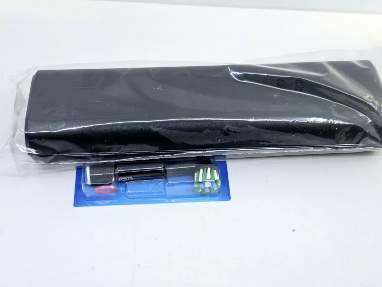 SZCZOTECZKA ROTACYJNA ORAL-B PRO 3 3500