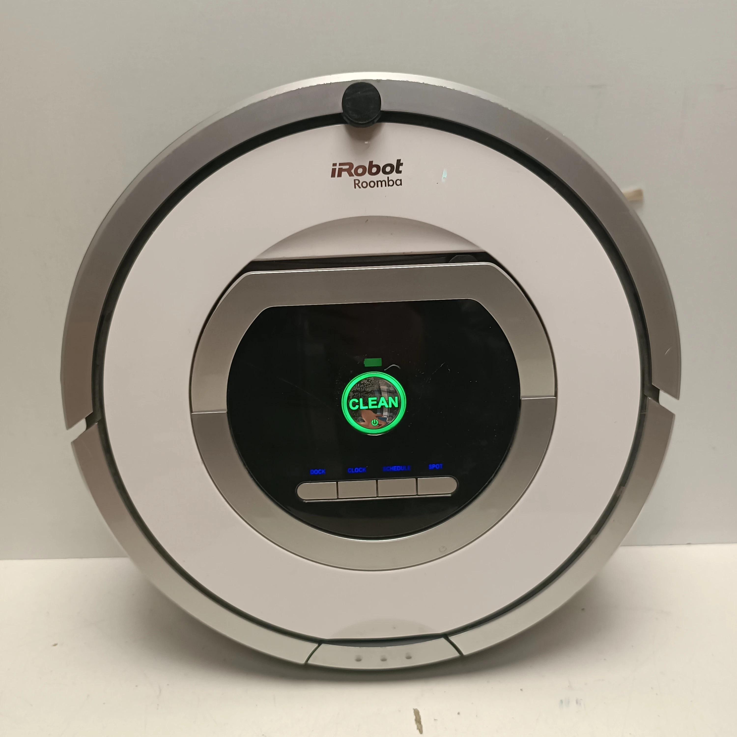 irobot-roomba-sw1p-1sb-osiedle-teatralne-3u15-krakow