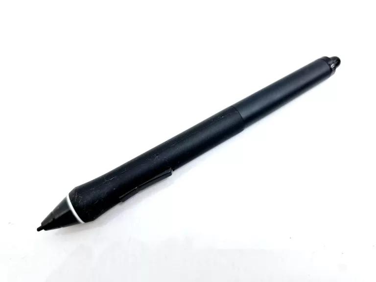 intuos-pro-medium-tablet-graficzny-dla-profesjonalistow-model-intuos-pro-medium