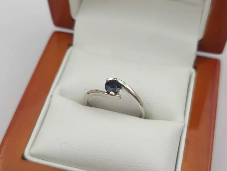 pierscionek-z-bialego-zlota-585-14k-r13-189g-rozmiarsrednica-wew-mm-372-13