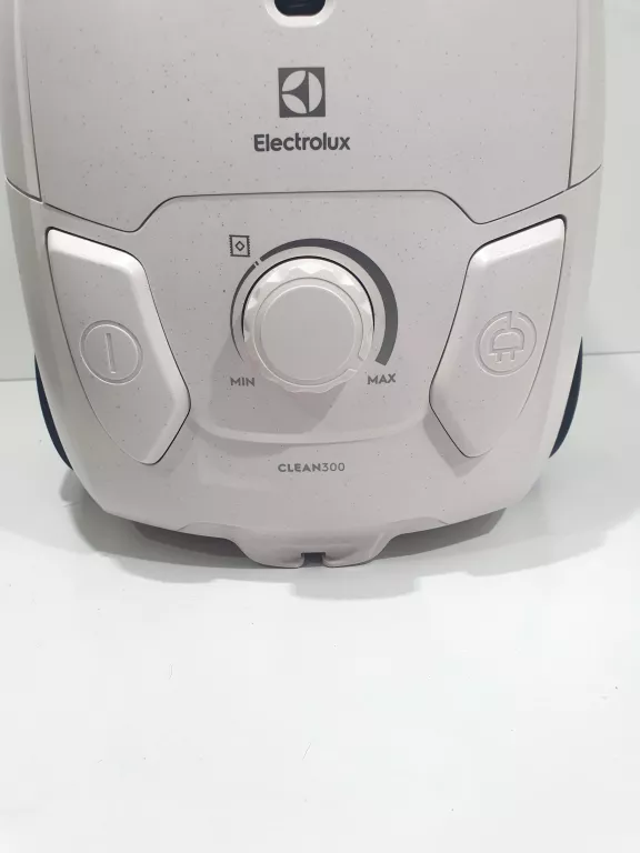 ODKURZACZ ELECTROLUX CLEAN 300 EB31C1SW