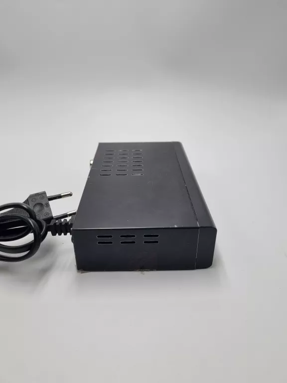 DEKODER DVB-T2 CABLETECH URZ0336B
