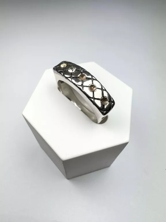 srebrny-pierscionek-pr925-stan-11323-2