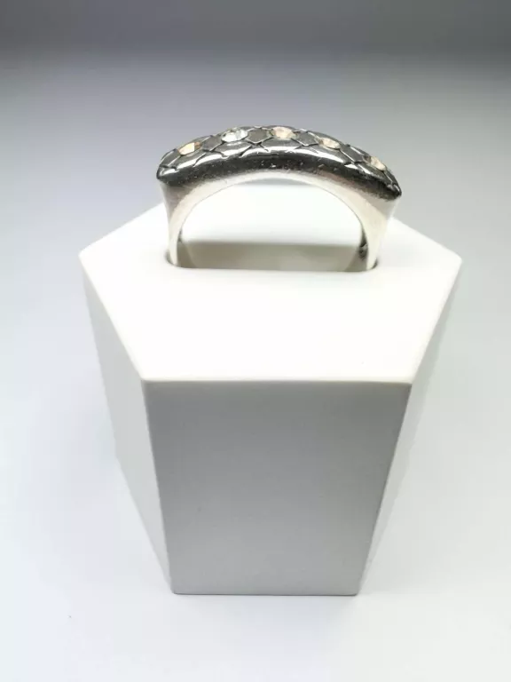 srebrny-pierscionek-pr925-material-15835-4