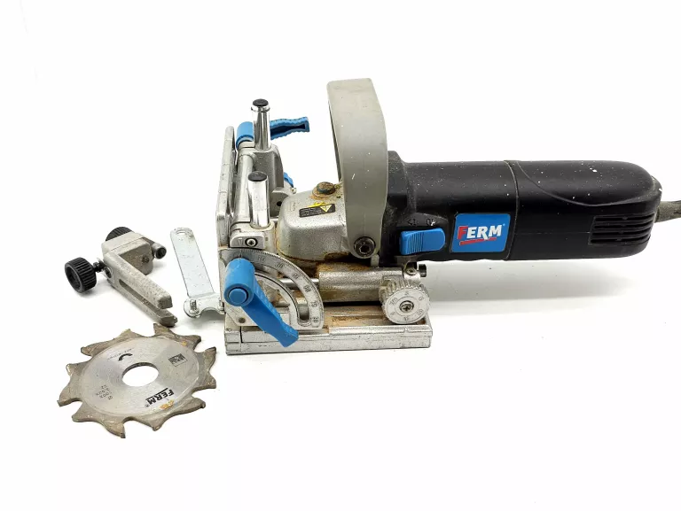 LAMELOWNICA 710W FERM