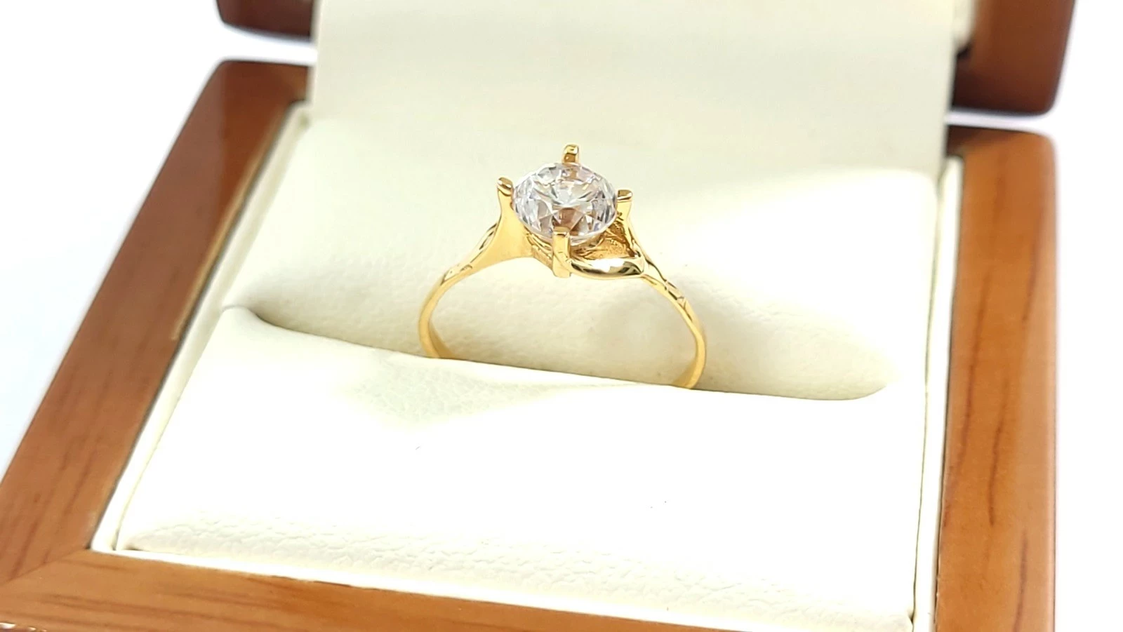 piekny-zloty-pierscionek-z-oczkiem-p585-168g-r10-kosciuszki-23b-malbork