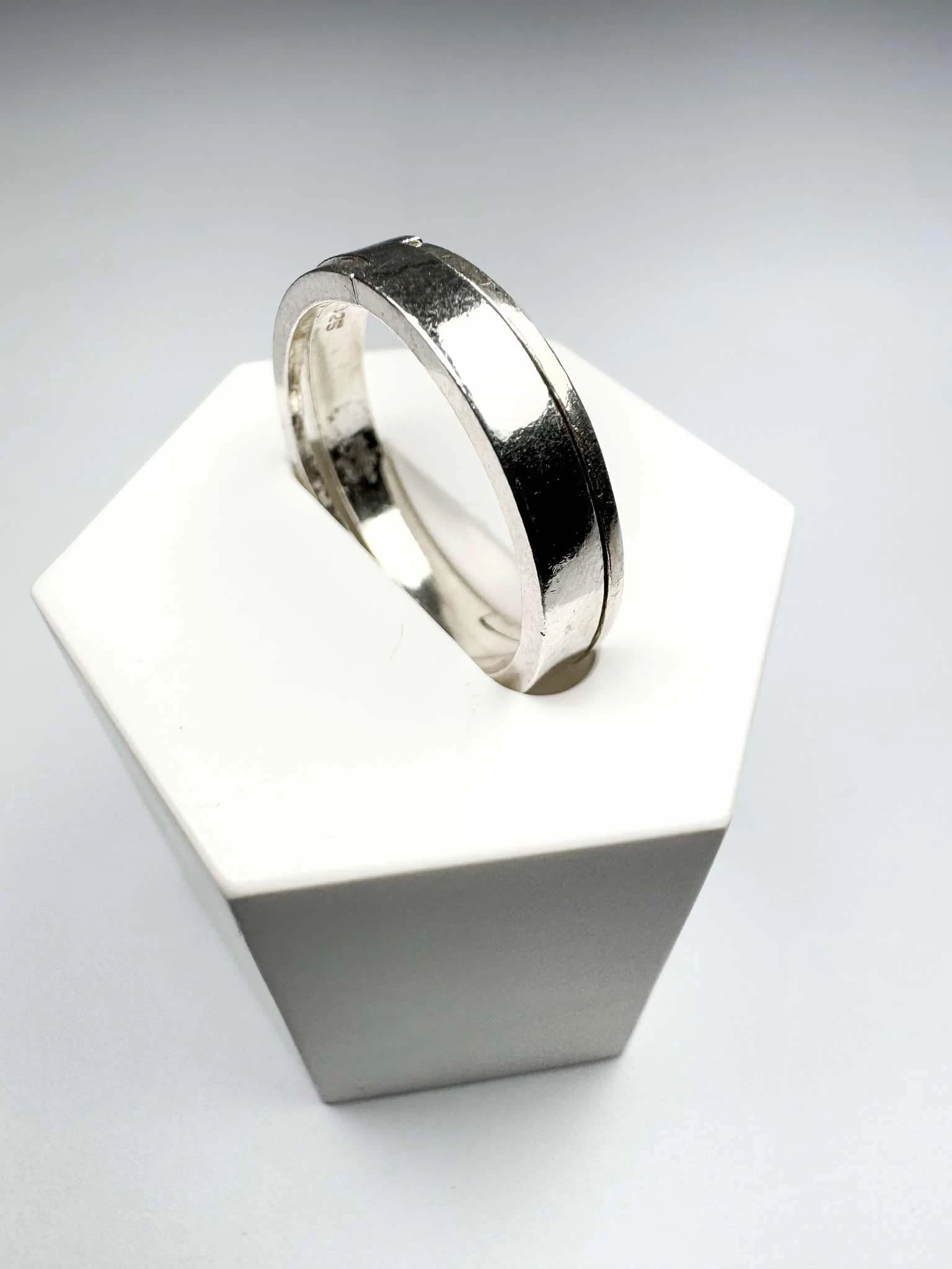 srebrny-pierscionek-pr925-kamien-17088-128