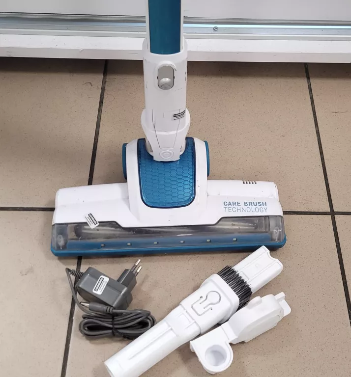 ODKURZACZ AKUMULATOROWY WERWE COMODO V12