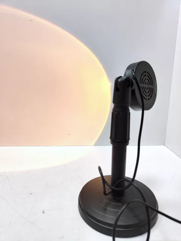 LAMPKA PROJEKCYJNA IMITUJĄCA ZACHÓD SŁOŃCA SMUKEE