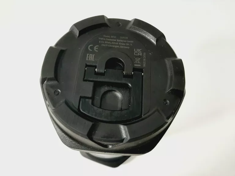 LATARKA CAMPINGOWA VARTA L30 PRO 18761