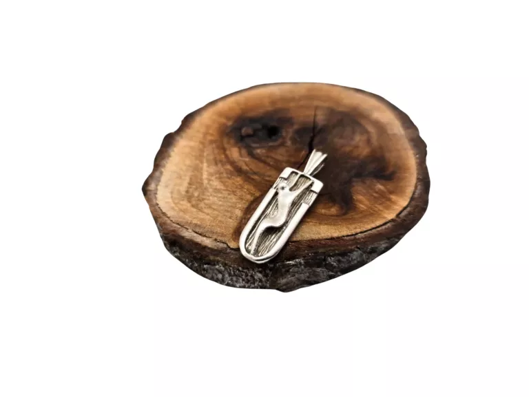 SREBRNA ZAWIESZKA WISIOREK 925 3,63G